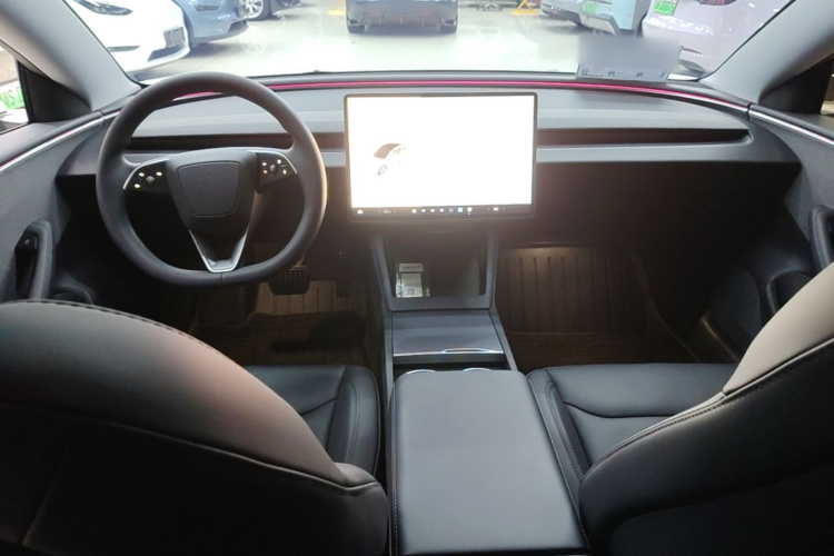 Tesla Model 3 2024 #10 Tesla Model 3 2024 car image #10