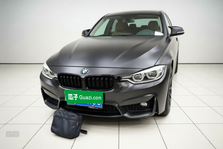 BMW 3 Series 2018 car image #2