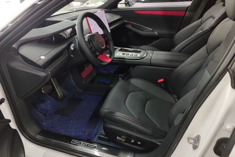 MI SU7 2024 car image #15