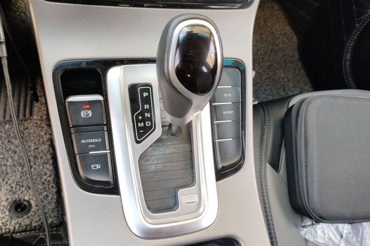 GEELY Emgrand GL 2018 car image #16