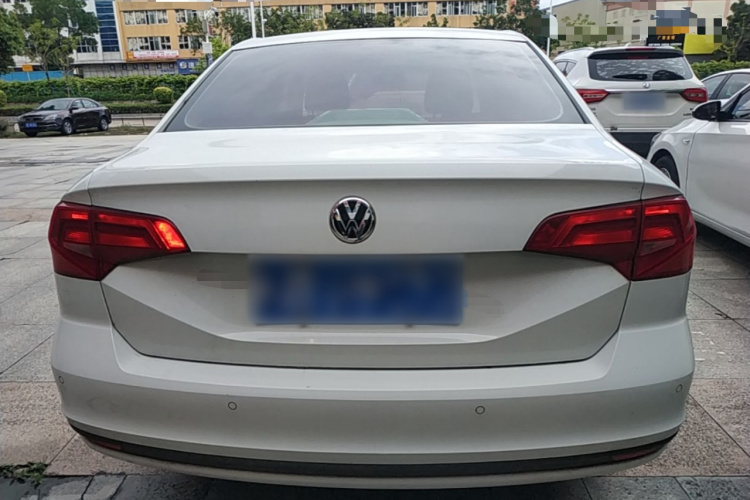Volkswagen Bora 2017 car image #6