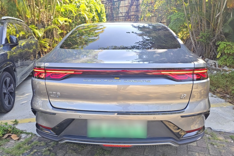BYD Han 2022 #6 BYD Han 2022 car image #6
