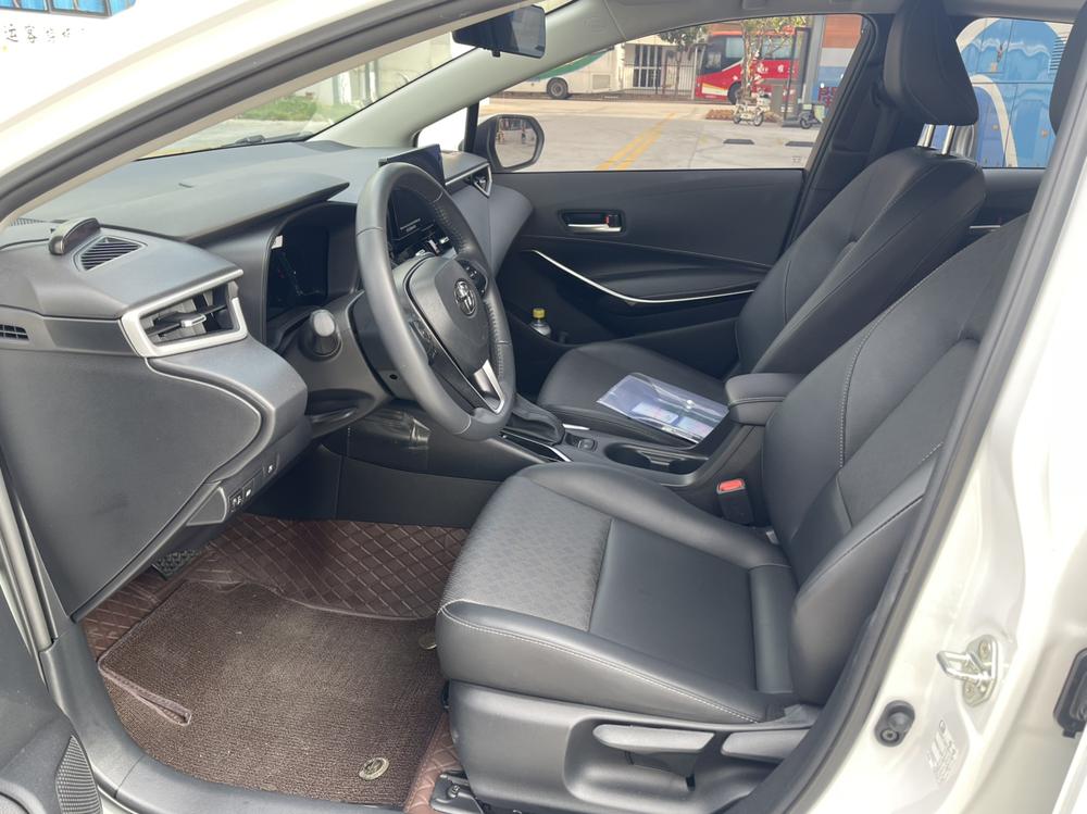 Toyota Corolla 2025 car image #8