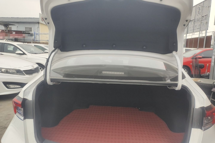 Toyota Corolla 2023 car image #19