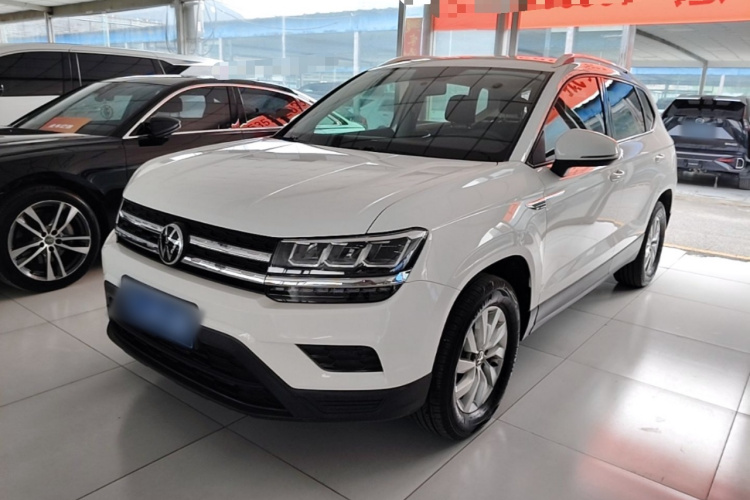 Volkswagen Tharu 2021 car image #2