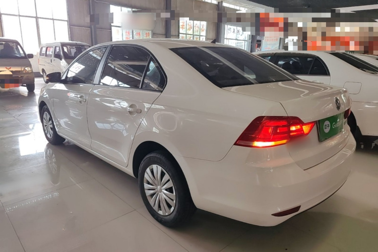 Volkswagen Santana 2019 صورة سيارة #5