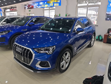 Audi Q3 2019 car image 