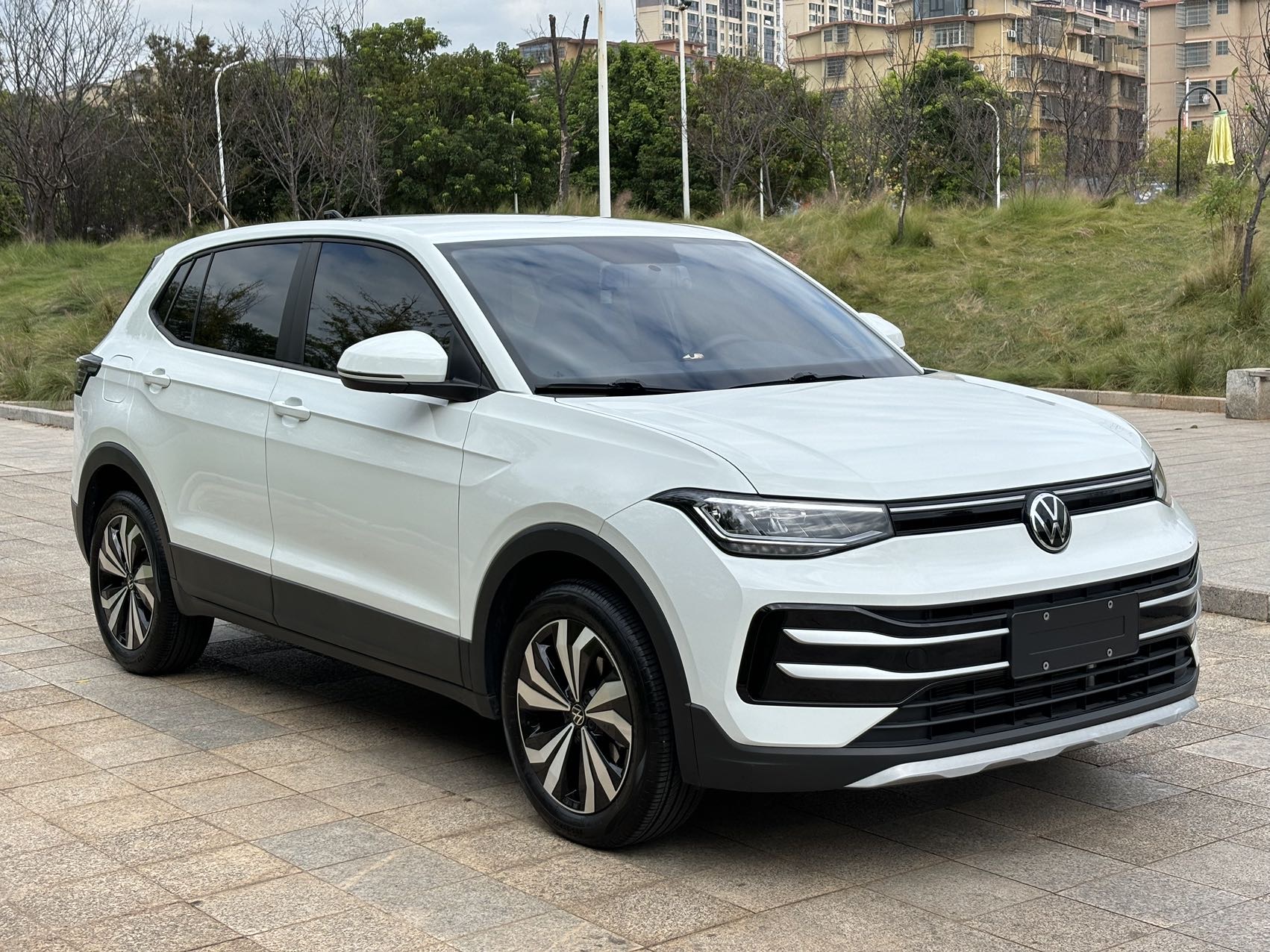 Volkswagen Tharu 2025 #3 Volkswagen Tharu 2025 immagine di auto #3