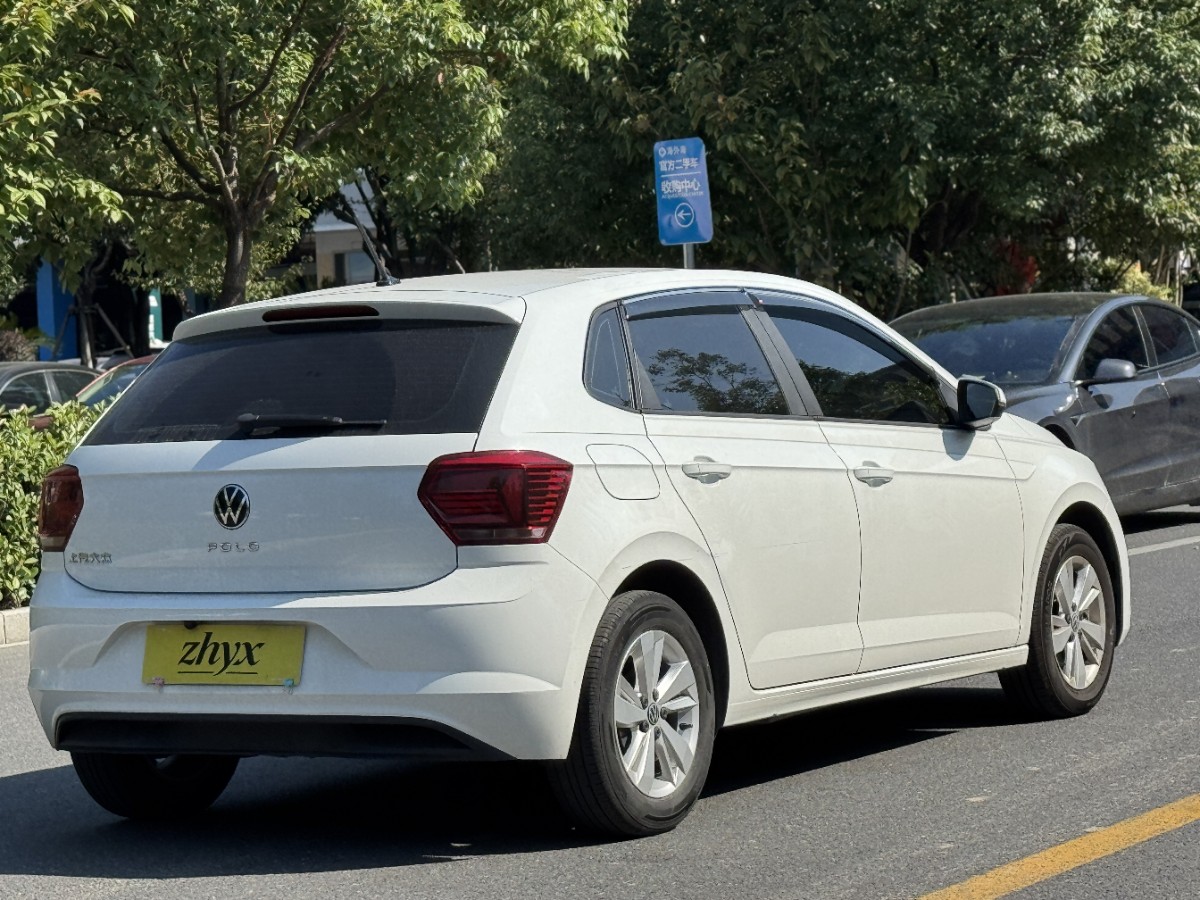 Volkswagen Polo 2022 #8 Volkswagen Polo 2022 صورة سيارة #8
