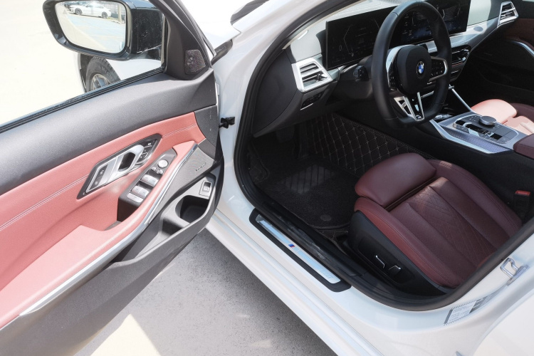 BMW 3 Series 2024 car image #16