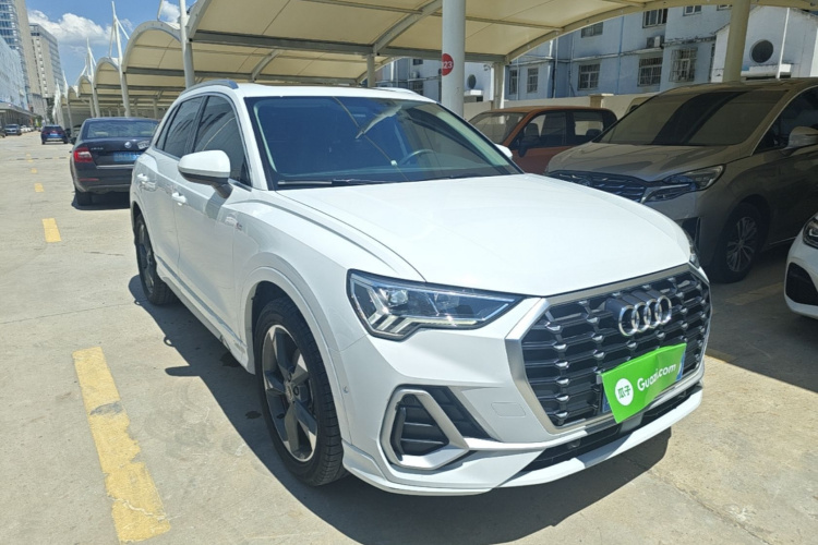 Audi Q3 2022 #4 Audi Q3 2022 car image #4
