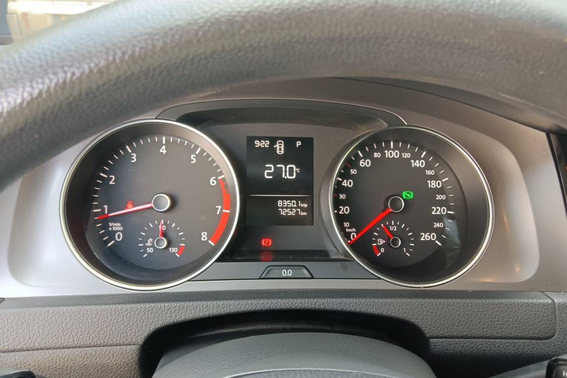 Volkswagen Golf 2016 car image #26