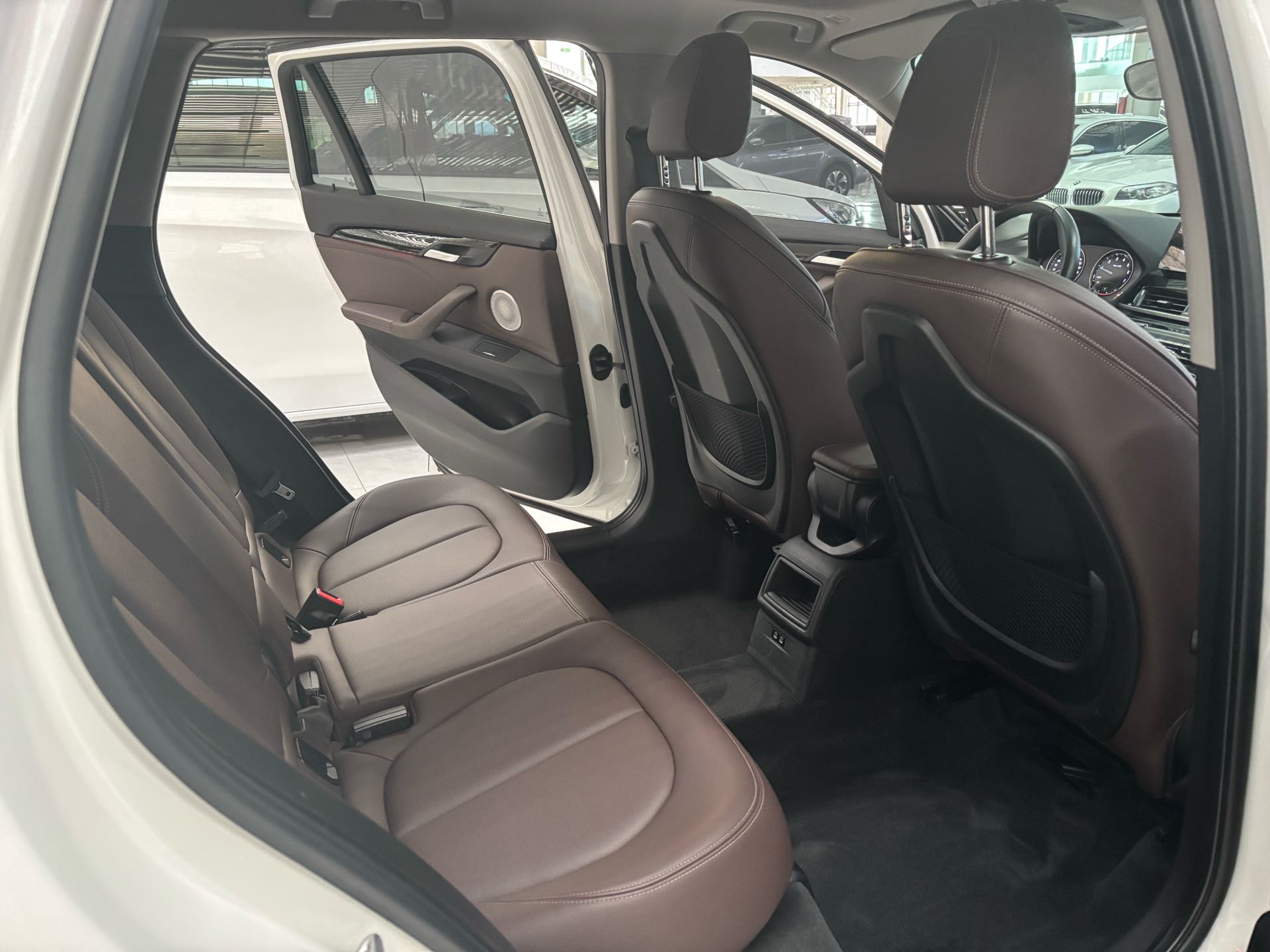 BMW X1 2023 #7 BMW X1 2023 صورة سيارة #7
