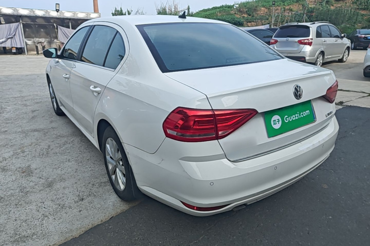 Volkswagen Lavida 2016 car image #5