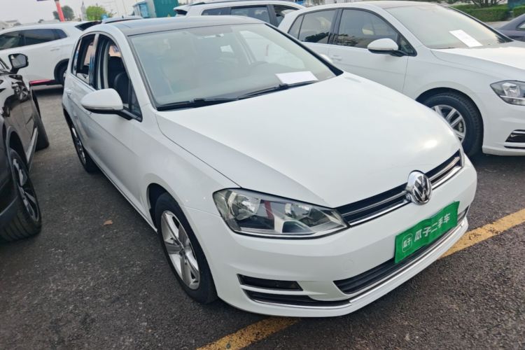 Volkswagen Golf 2015 car image #4