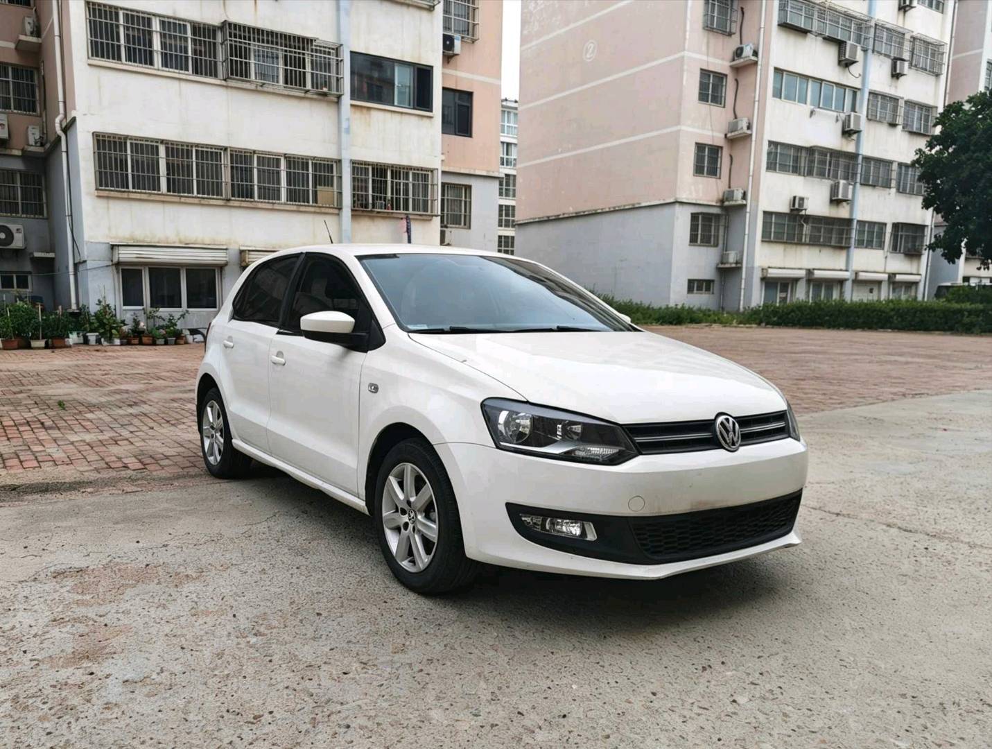 Volkswagen Polo 2013 #6 Volkswagen Polo 2013 car image #6