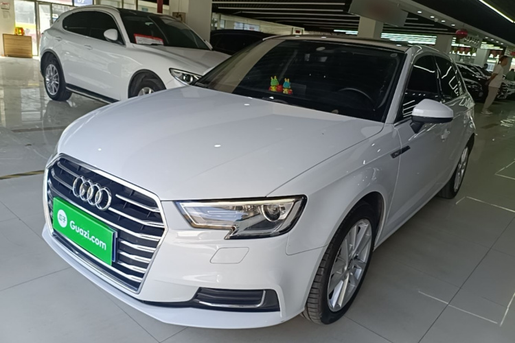Audi A3 2020 car image #2