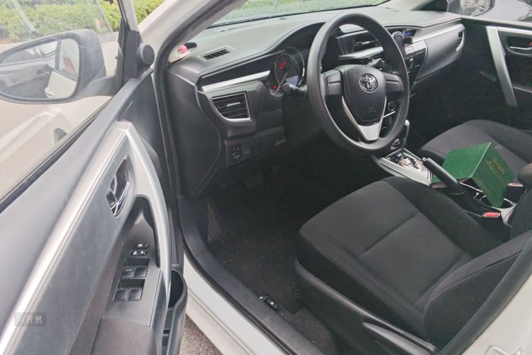 Toyota Corolla 2019 immagine di auto #18