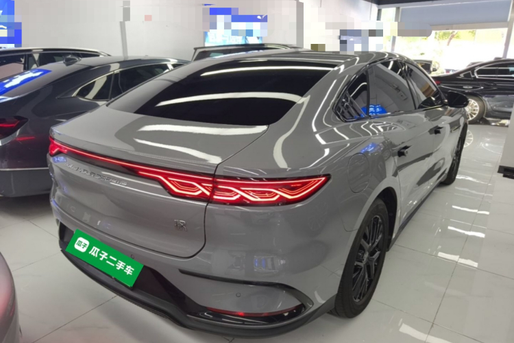 BYD Han 2024 immagine di auto #5