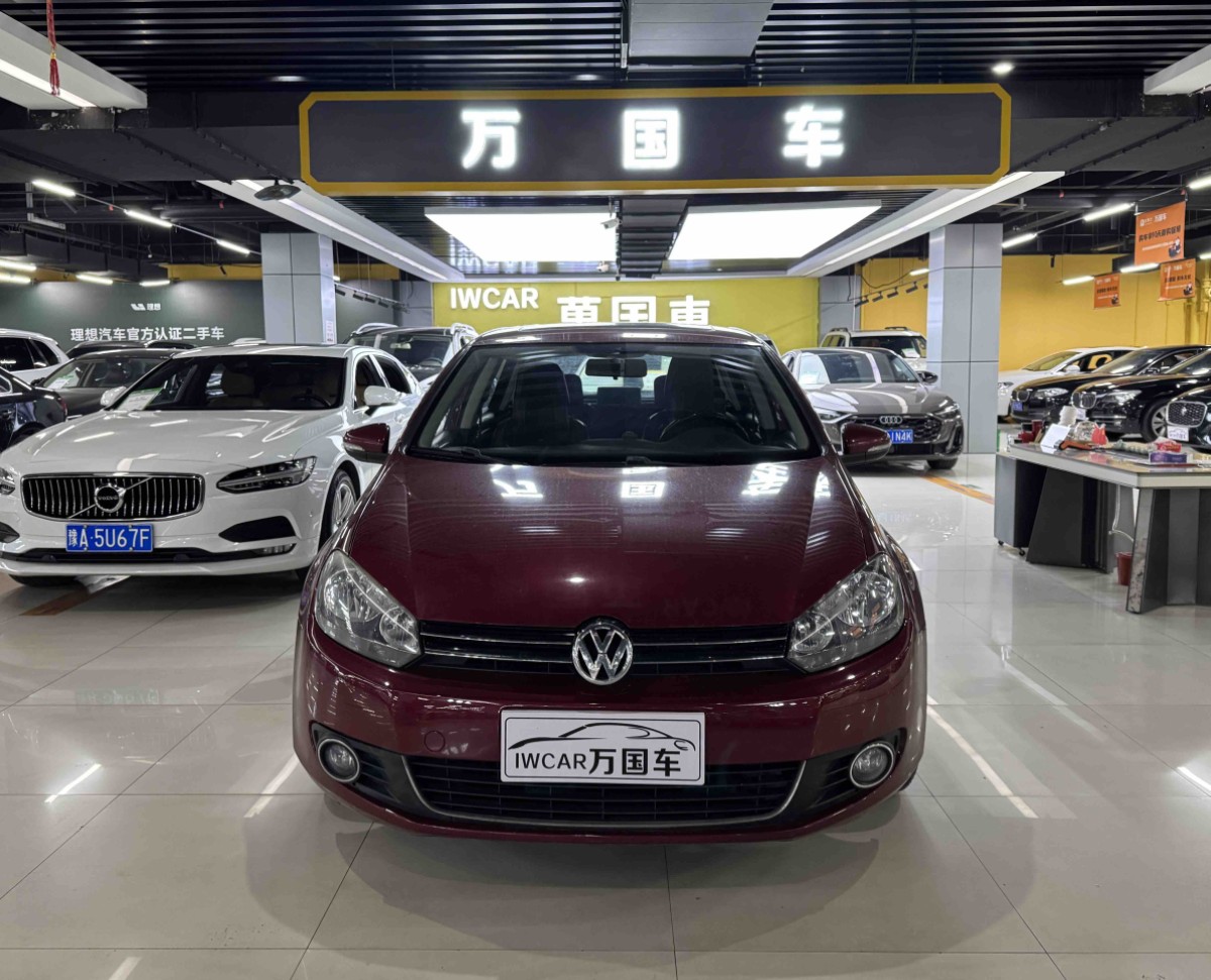 Volkswagen Golf 2013 car image 