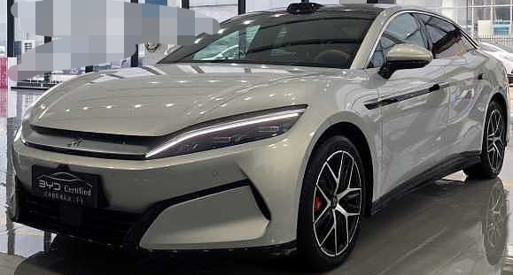 BYD HanL 2025 BYD HanL 2025 car image