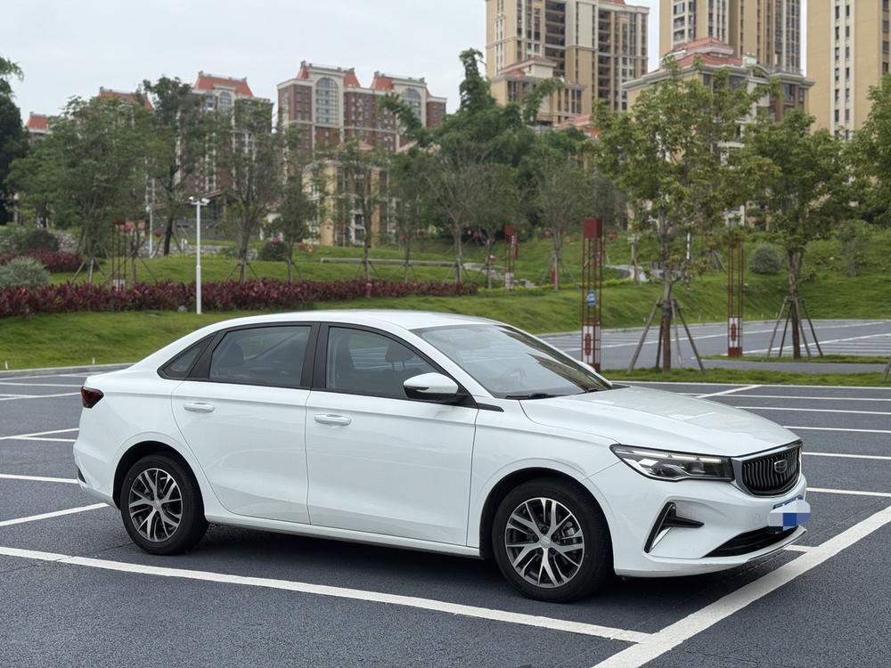 GEELY Emgrand 2023 car image #3