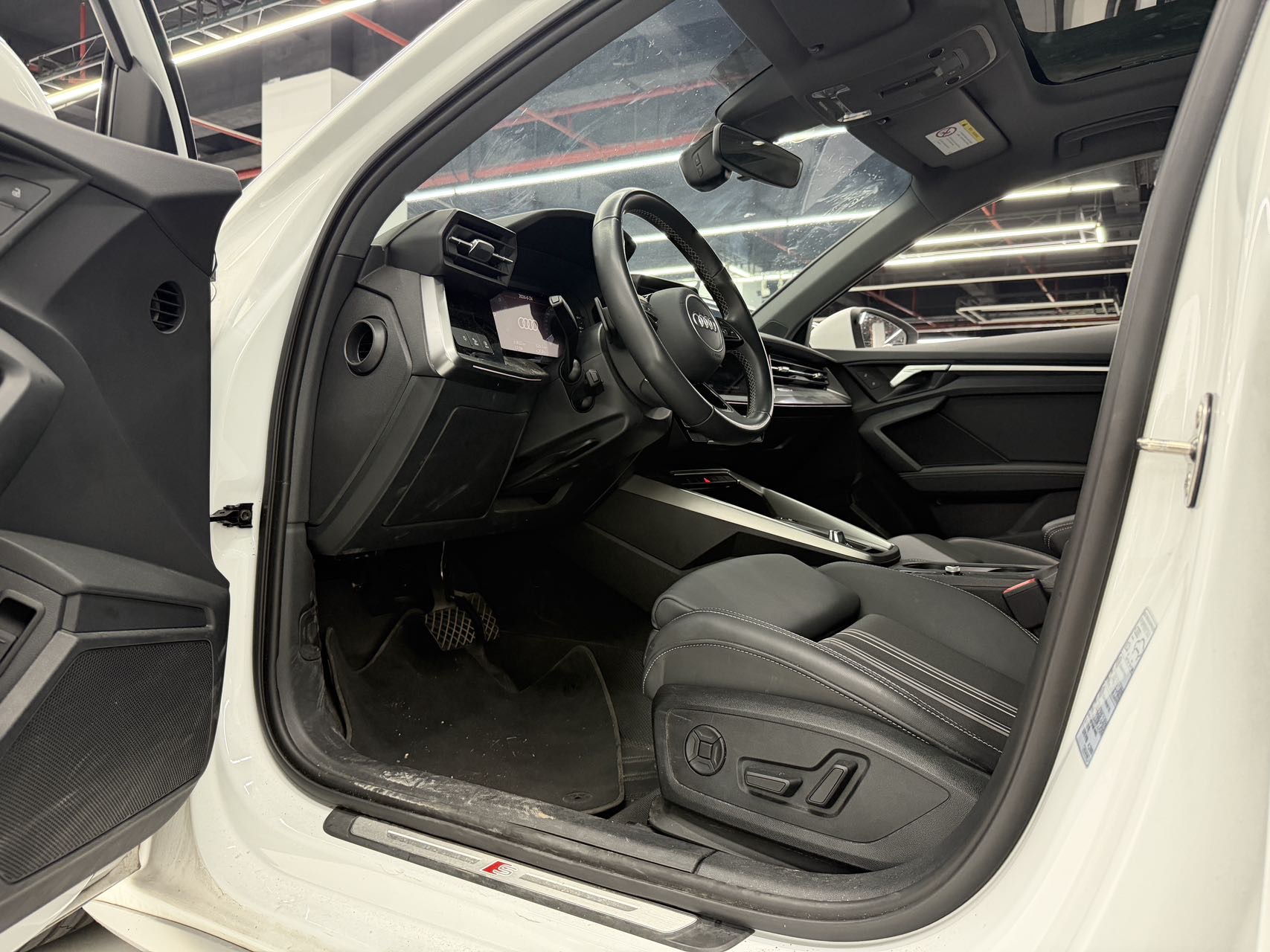 Audi A3 2024 car image #3