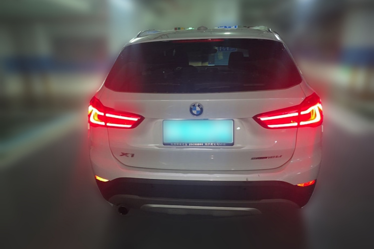 BMW X1 2018 #6 BMW X1 2018 immagine di auto #6