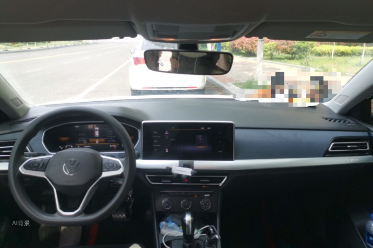 2023 car image #11