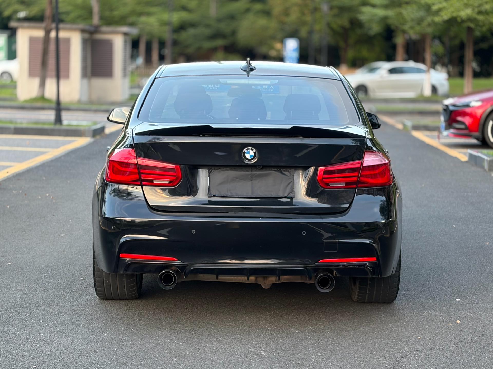BMW 3 Series 2017 #7 BMW 3 Series 2017 car image #7