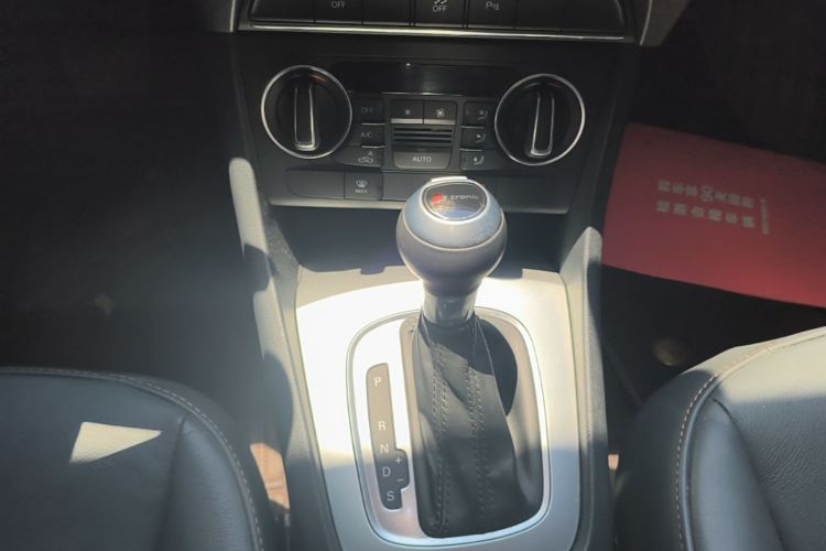 Audi Q3 2019 #14 Audi Q3 2019 car image #14