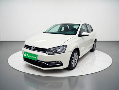 Volkswagen Polo 2015 car image 