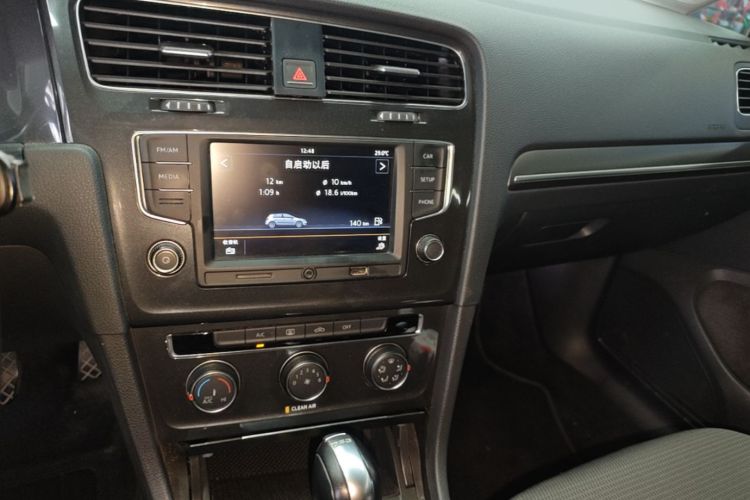 Volkswagen Golf 2017 #13 Volkswagen Golf 2017 car image #13