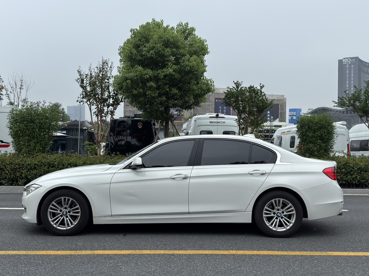 BMW 3 Series 2014 car image #4