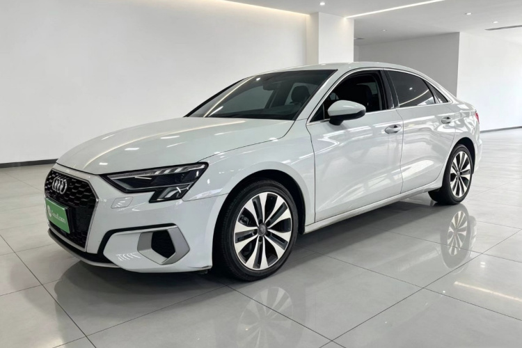Audi A3 2021 car image #2