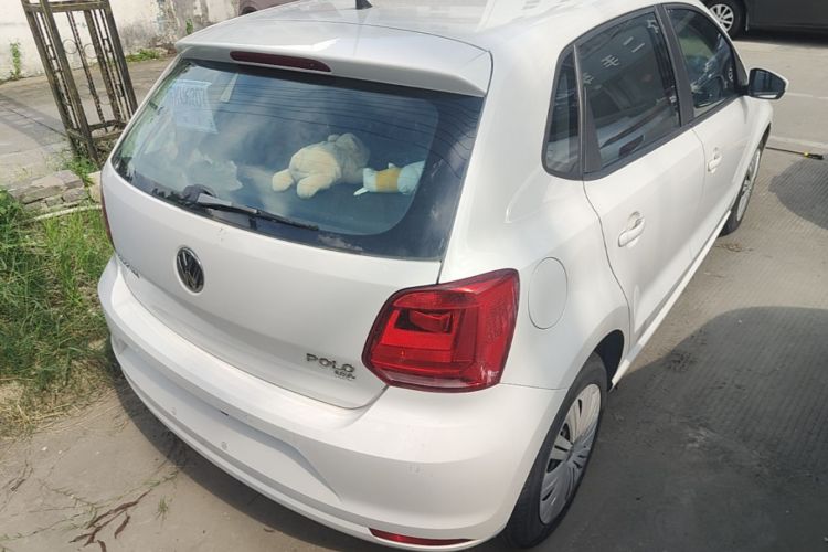 Volkswagen Polo 2017 car image #7