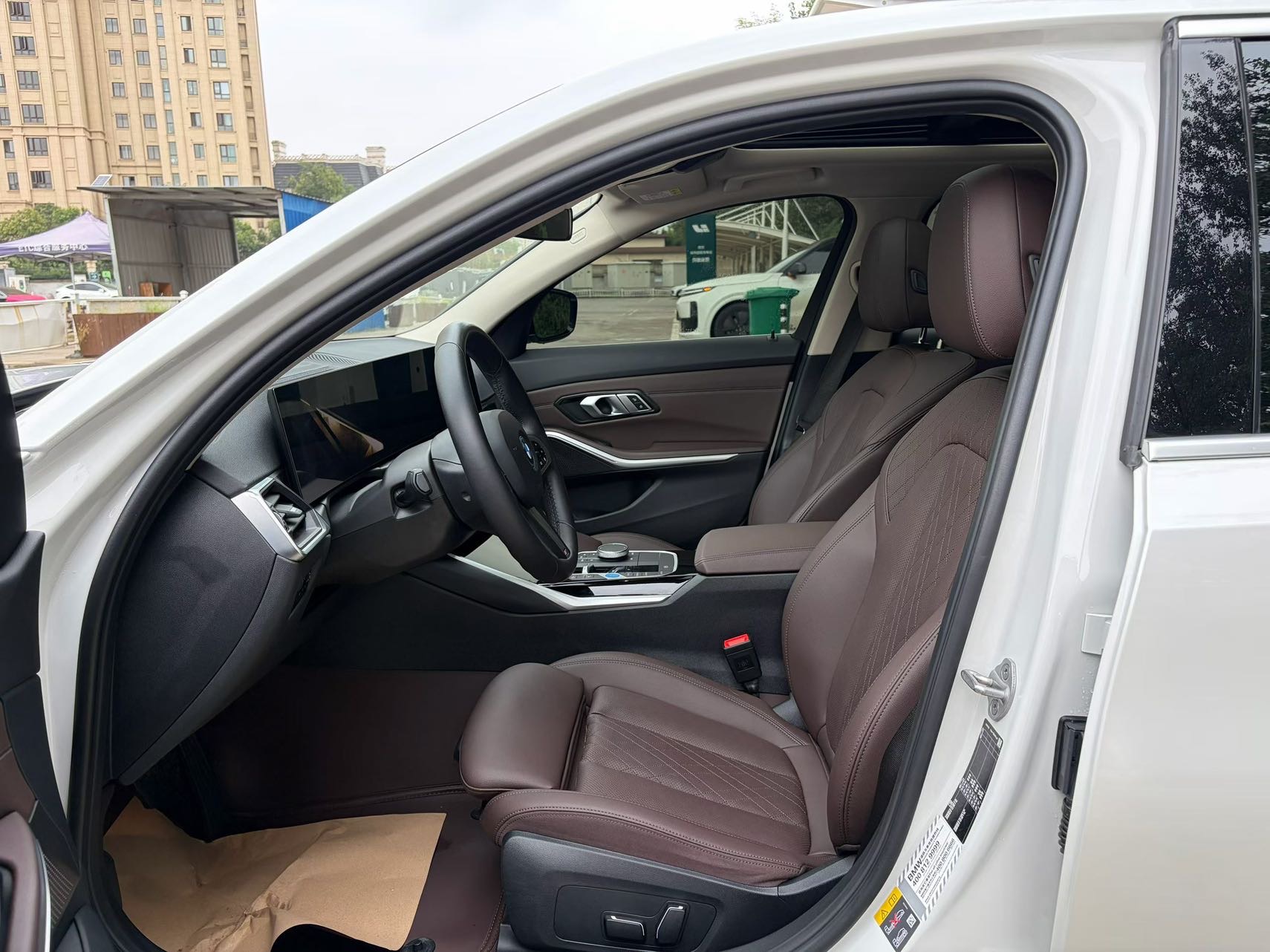 BMW i3 2023 #4 BMW i3 2023 car image #4