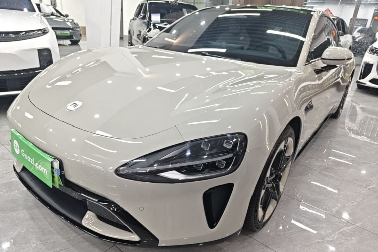 MI SU7 2025 car image #2