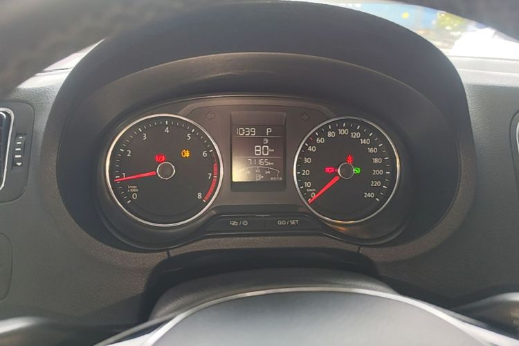 Volkswagen Polo 2017 #16 Volkswagen Polo 2017 car image #16