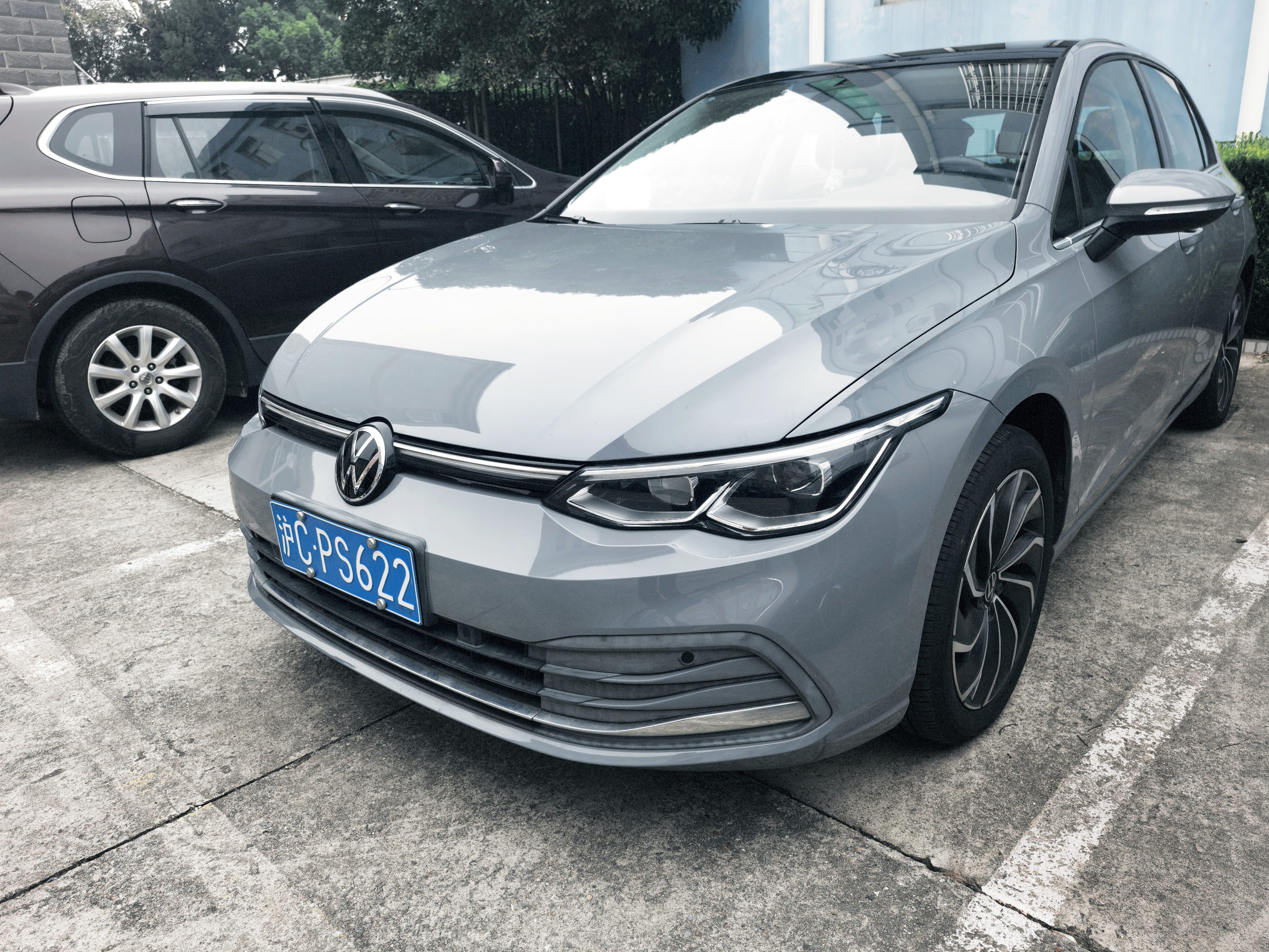 Volkswagen Golf 2022 Volkswagen Golf 2022 صورة سيارة