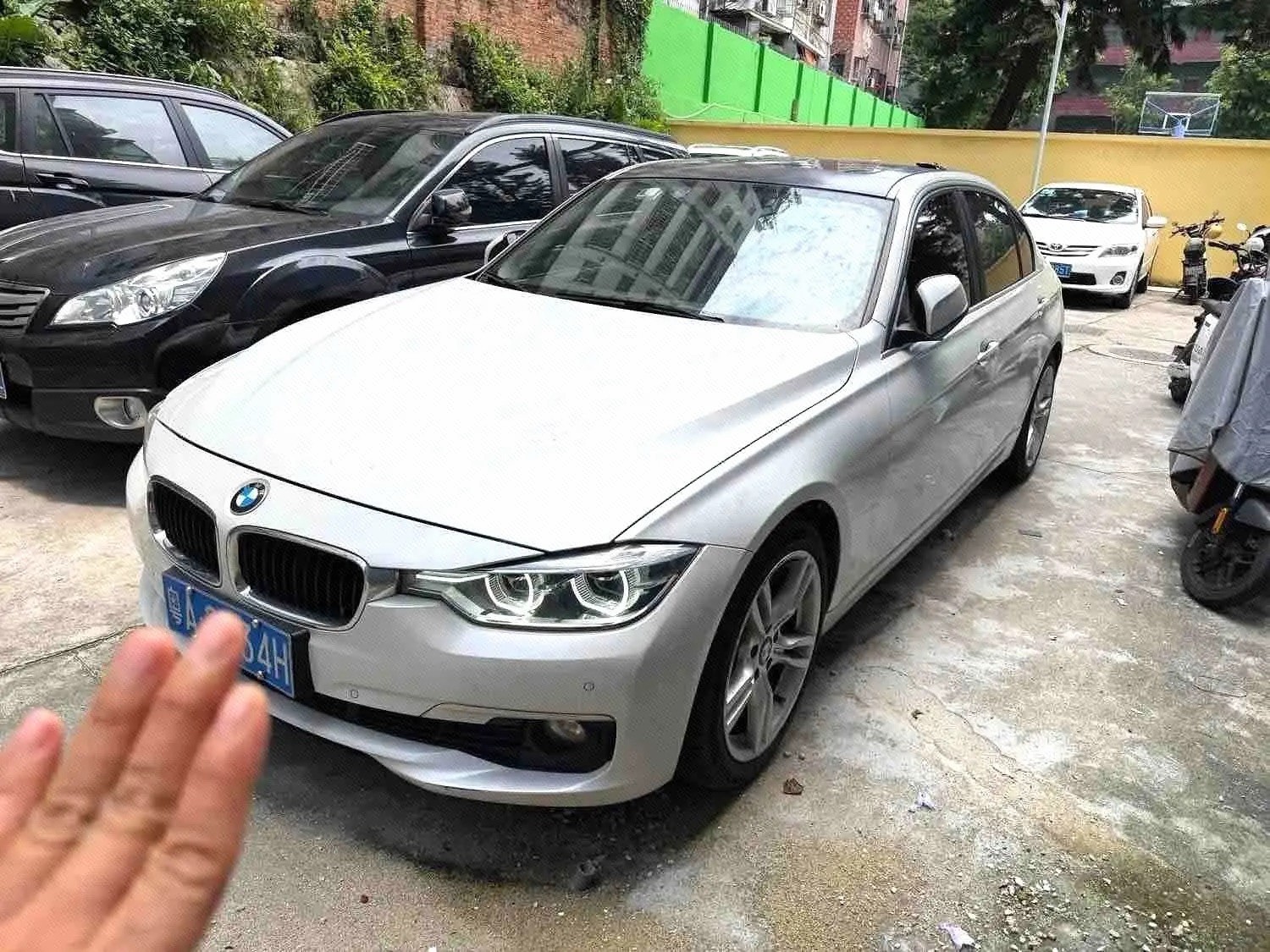 BMW 3 Series 2017 BMW 3 Series 2017 car image