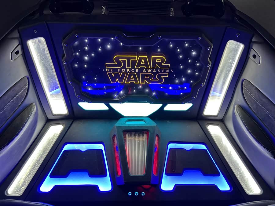 BMW 1 Series (Imported) 2011 car image #6