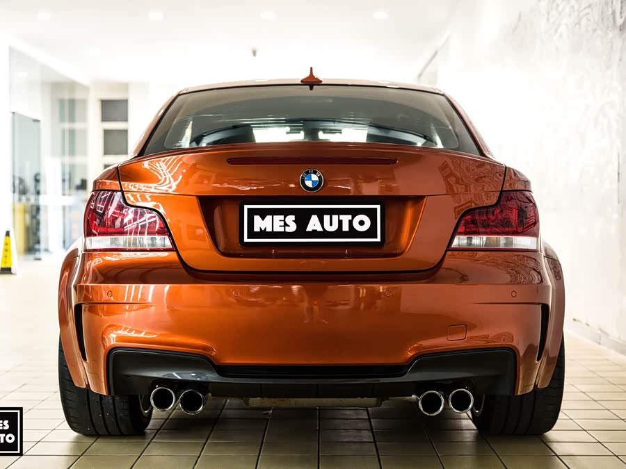 BMW 1 Series M 2011 #6 BMW 1 Series M 2011 car image #6