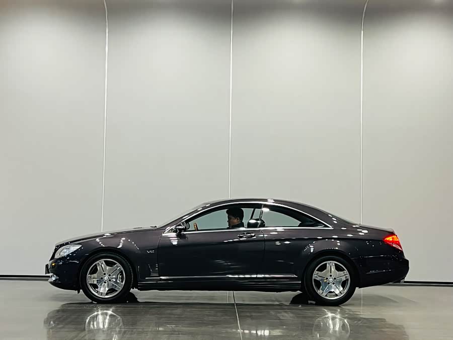 Mercedes-Benz CL Class 2009 car image #6