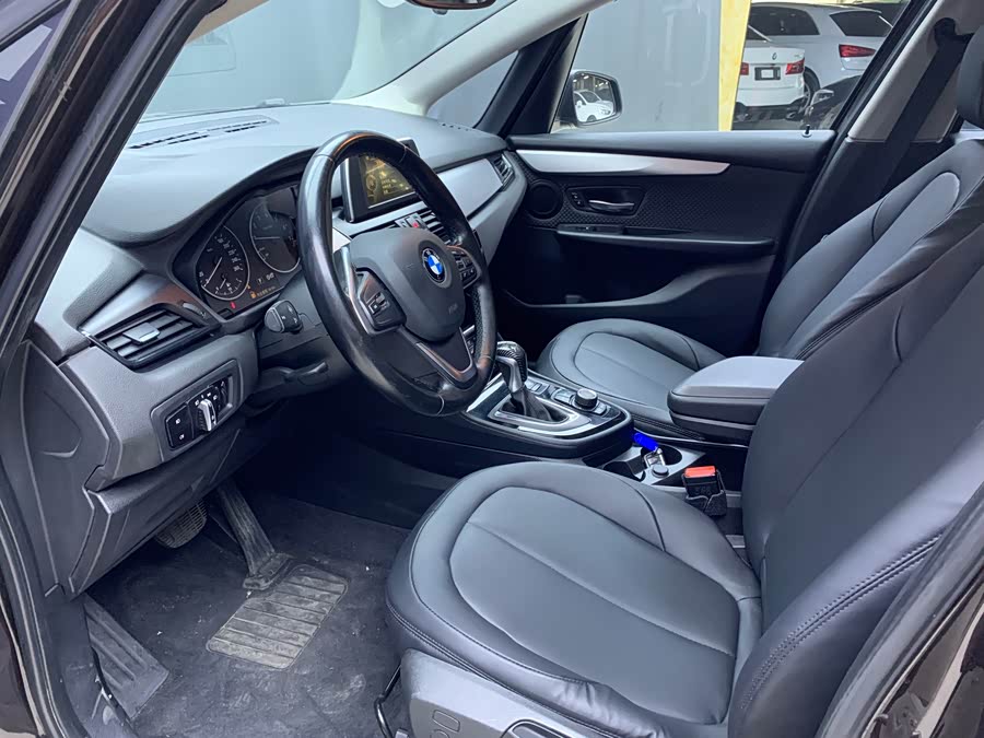 BMW 2 Series Tourer (Imported) 2015 #6 BMW 2 Series Tourer (Imported) 2015 car image #6