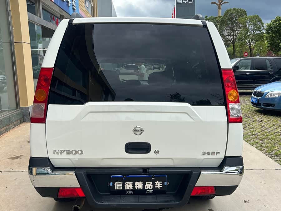 日产 日产ZN厢式车 2011 汽车图片 #6