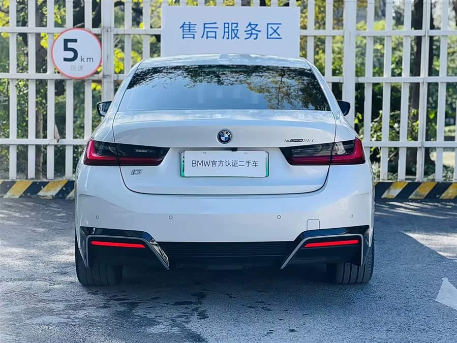 BMW i3 2022 car image #6