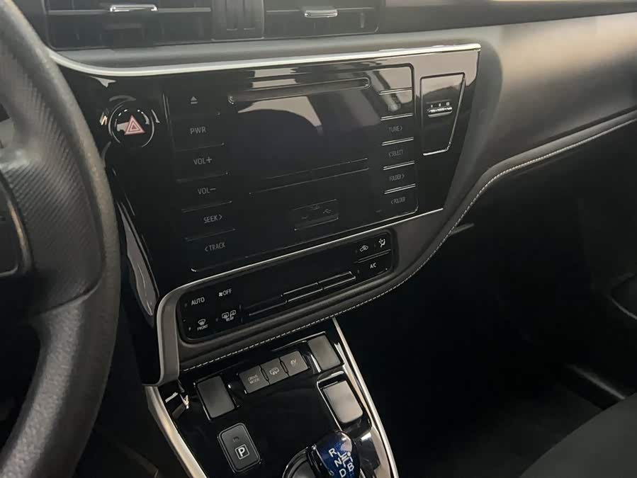 Toyota Corolla Hybird E+ 2020 immagine di auto #6