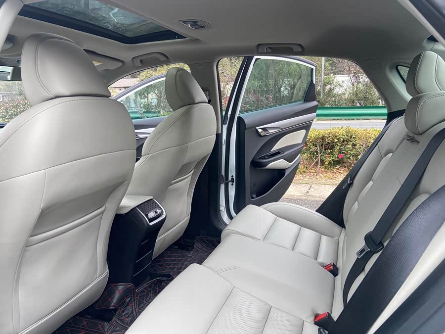 吉利汽车 缤瑞 2019 汽车图片 #6