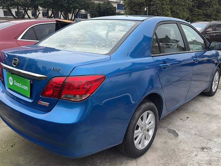 BYD L3 2013 изображение автомобиля #6